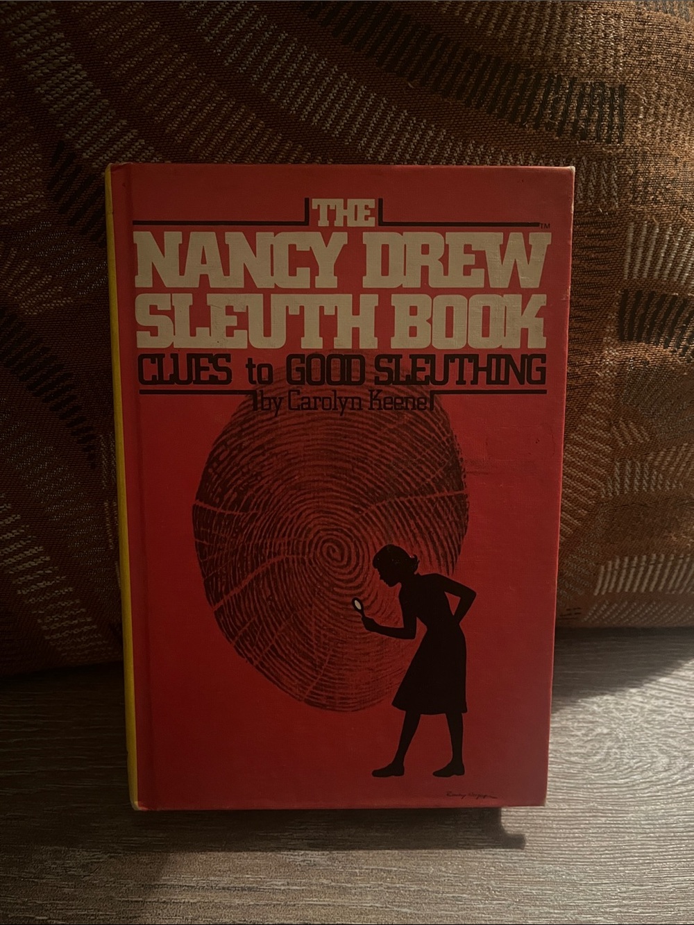 Nancy Drew Sleuth Book - Clues to Good Sleuthing 1979